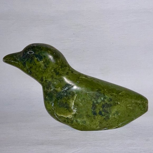 Inuit Eskimo Art serpentine carving, BIRD, Johnny Apik, Cape Dorset, 4x6x3 - Picture 3 of 6